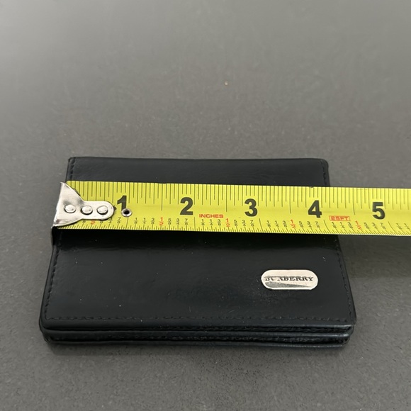 Burberry Pre Loved Card Wallet in great condition. Check pic and ask questions. - Picture 9 of 11